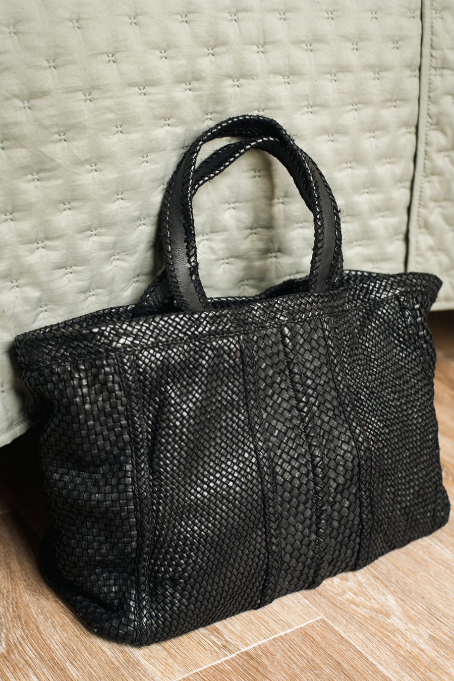 SAC NAELLE