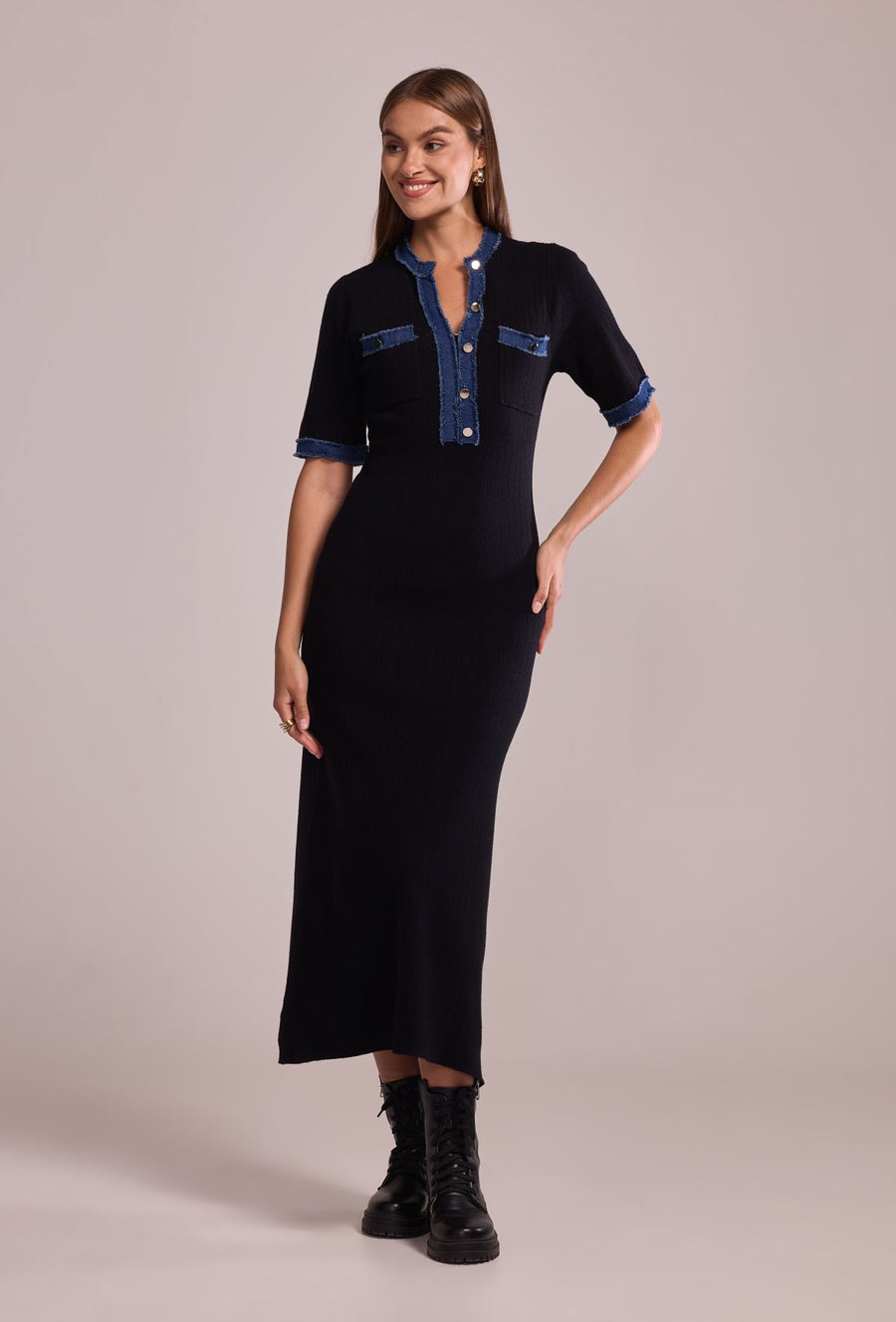 Robe Naomie