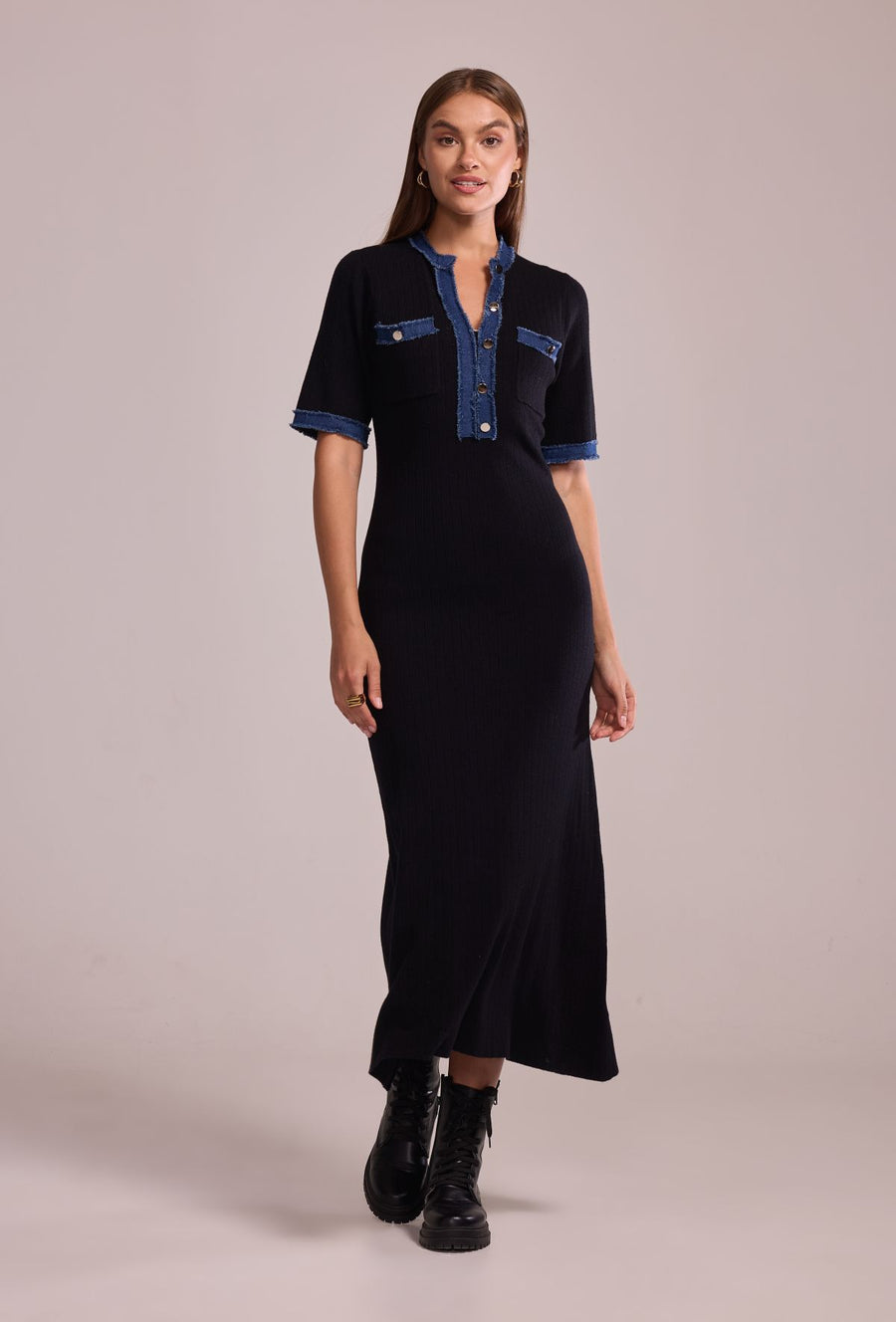 Robe Naomie