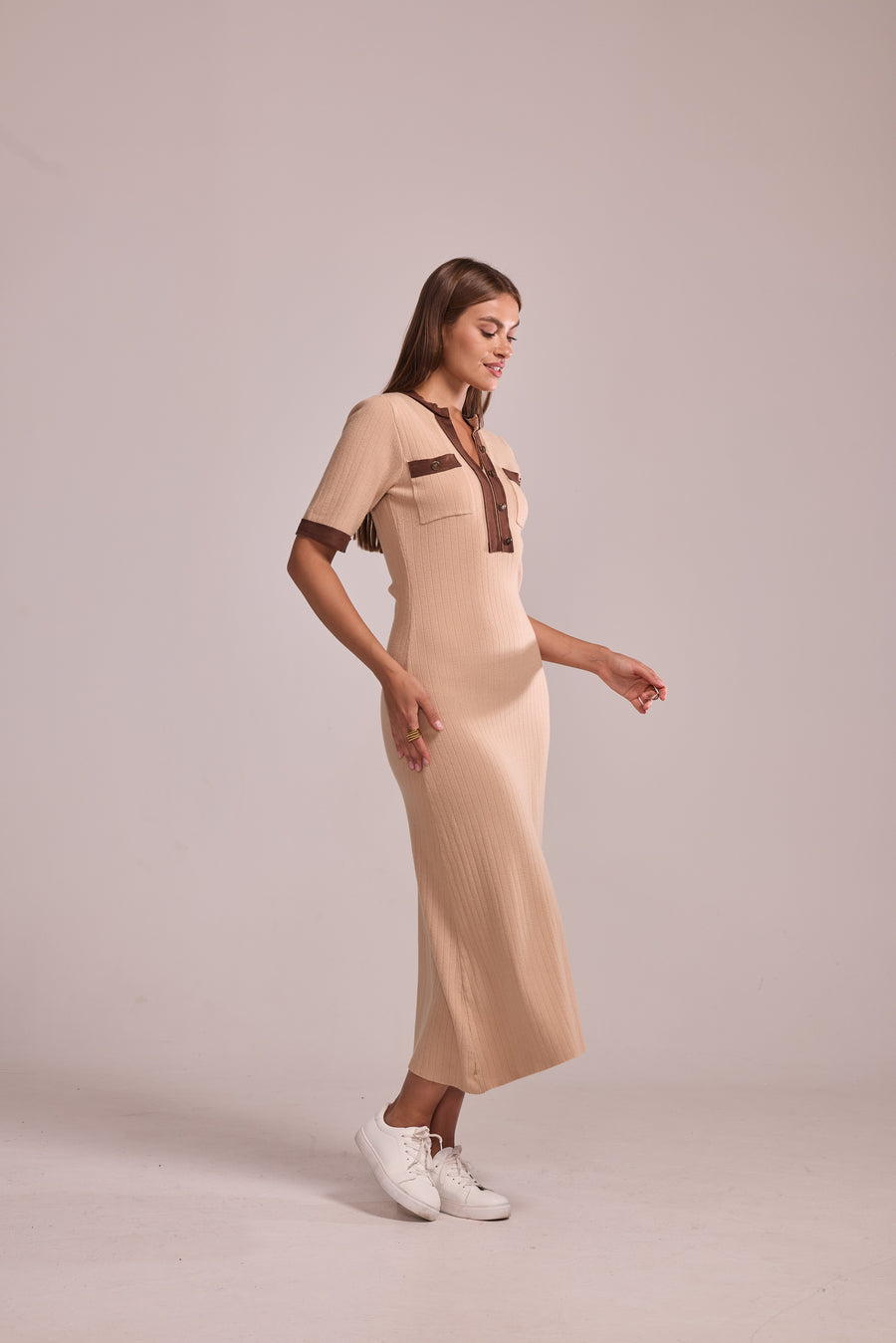 Robe Naomie