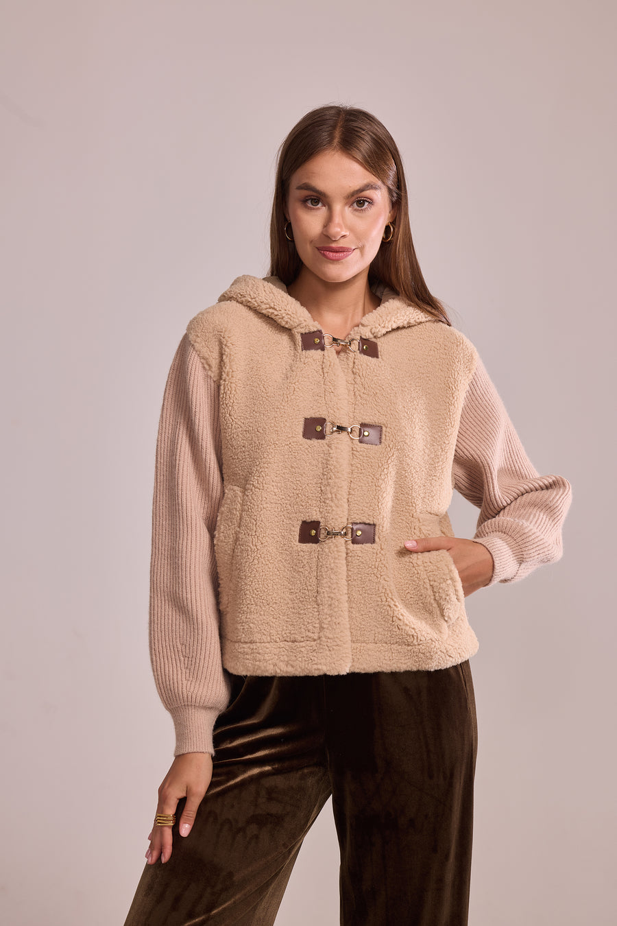 Veste Marietou