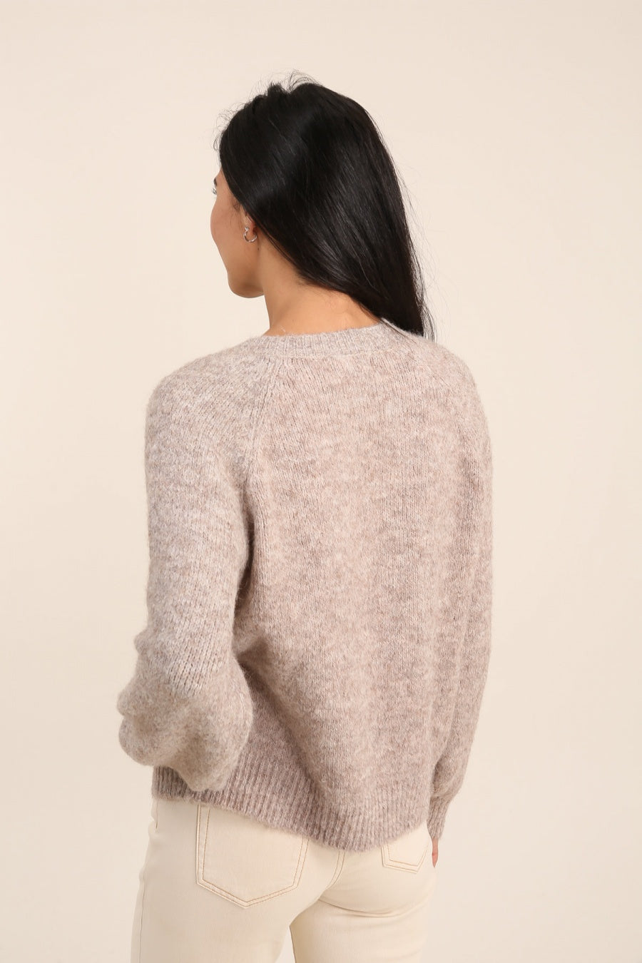 Pull Ivona
