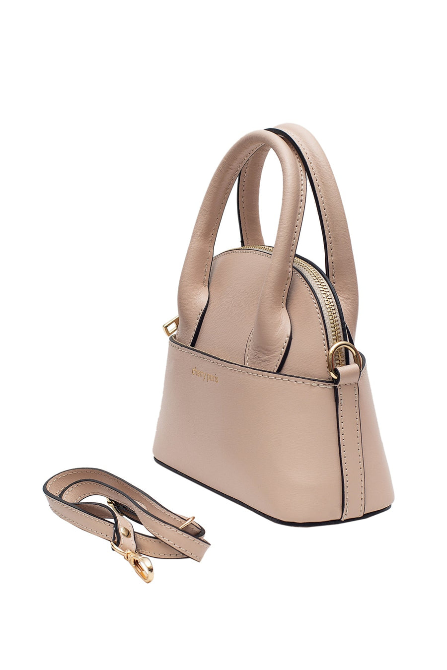 Sac Auriane nude