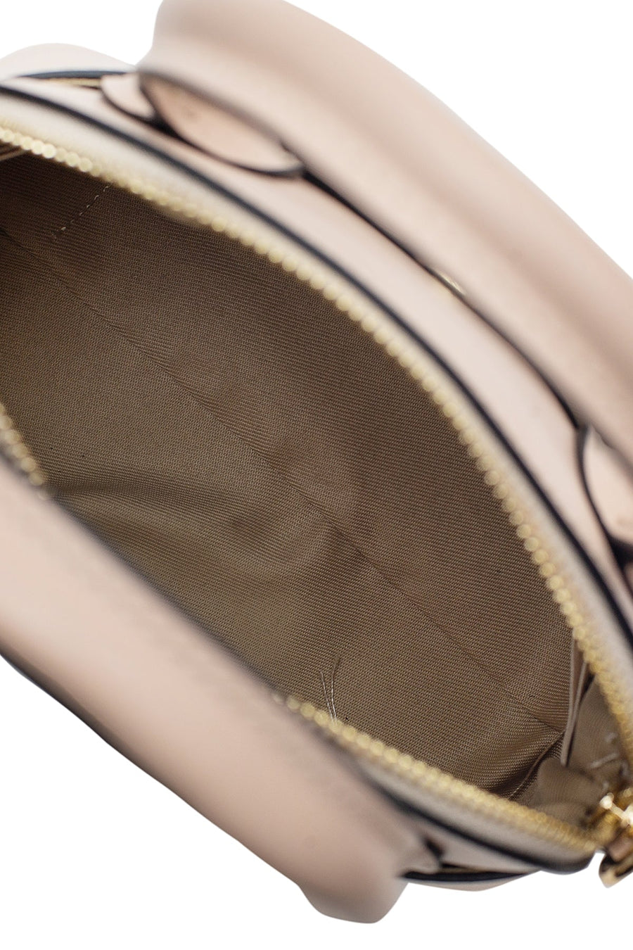 Sac Auriane nude