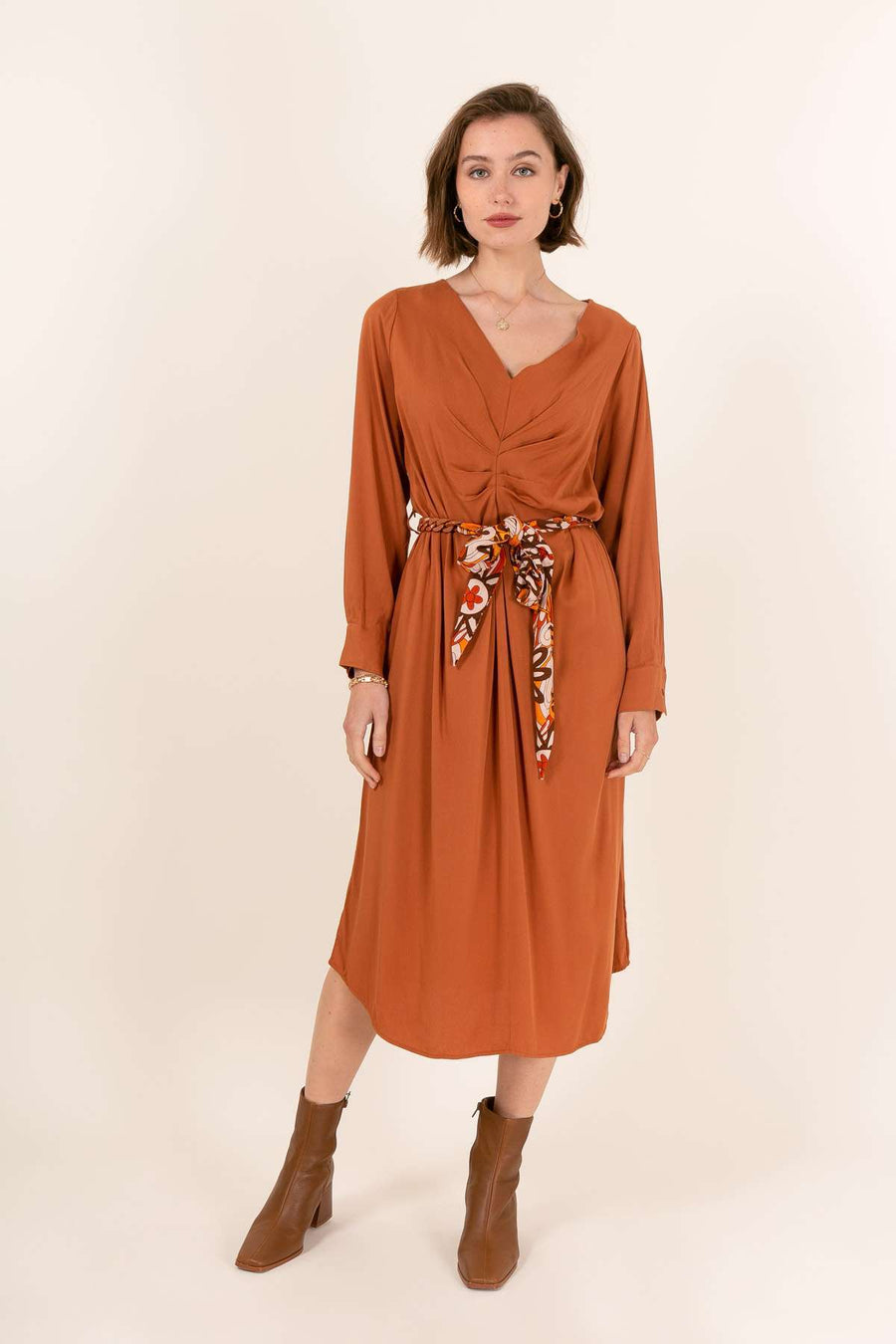 ROBE ELAINE