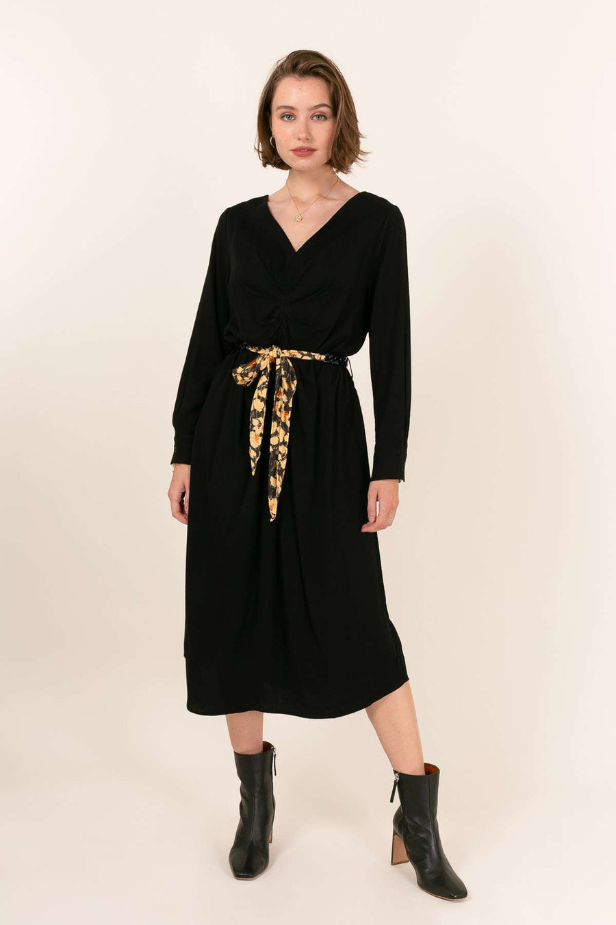 ROBE ELAINE