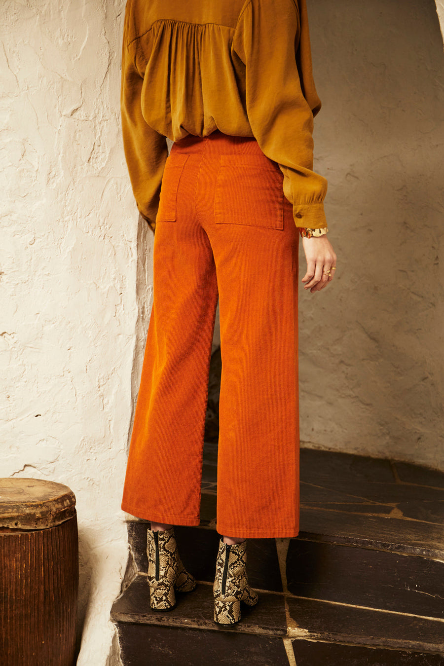 Pantalon Drusilla en velours rouille